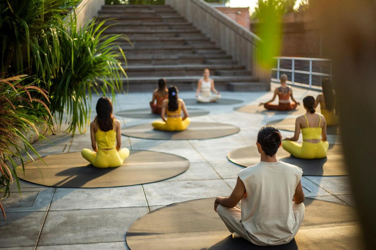 Potato Head Suites & Studios Seminyak  Exterior photo Meditation at the Bhakti Marga Foundation