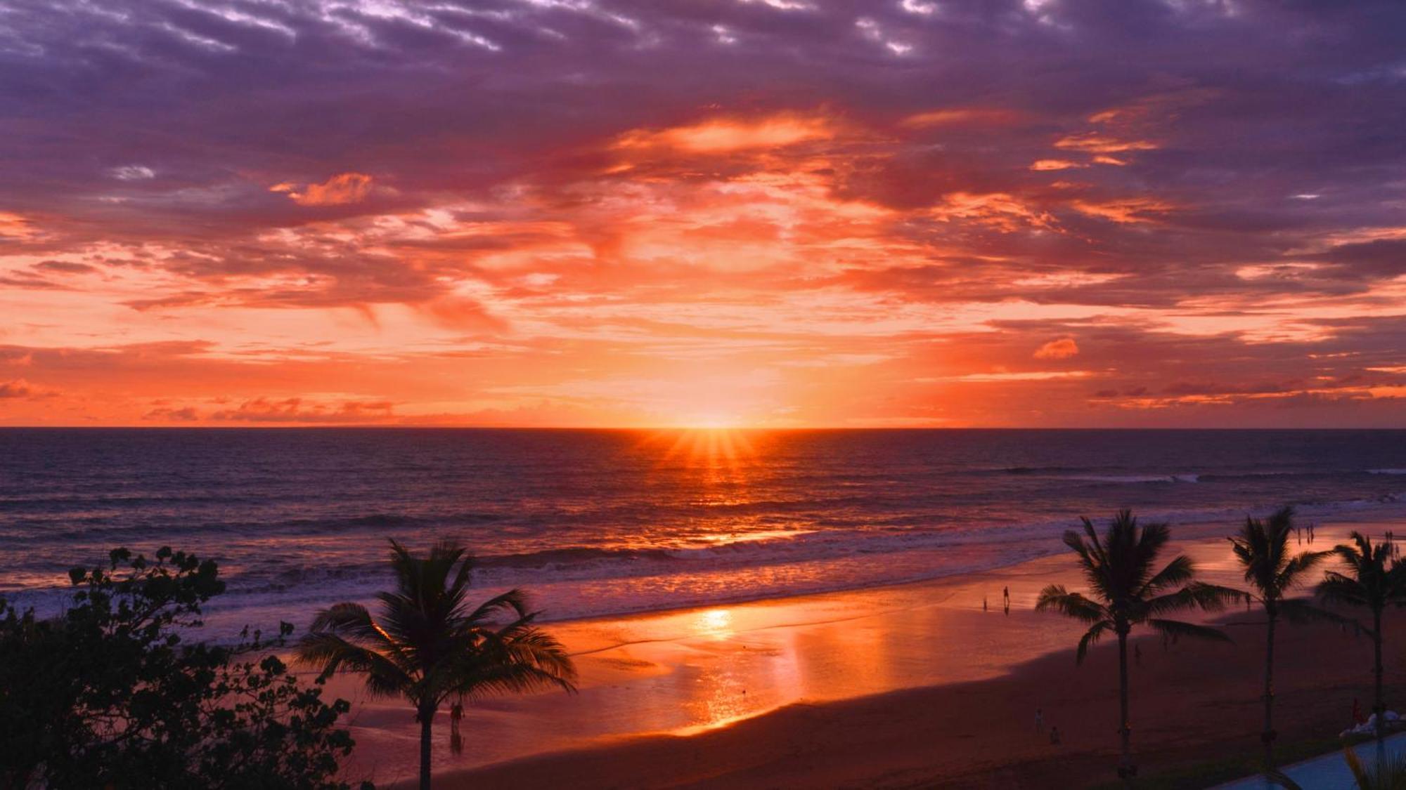 Potato Head Suites & Studios Seminyak  Exterior photo Sunset at the beach